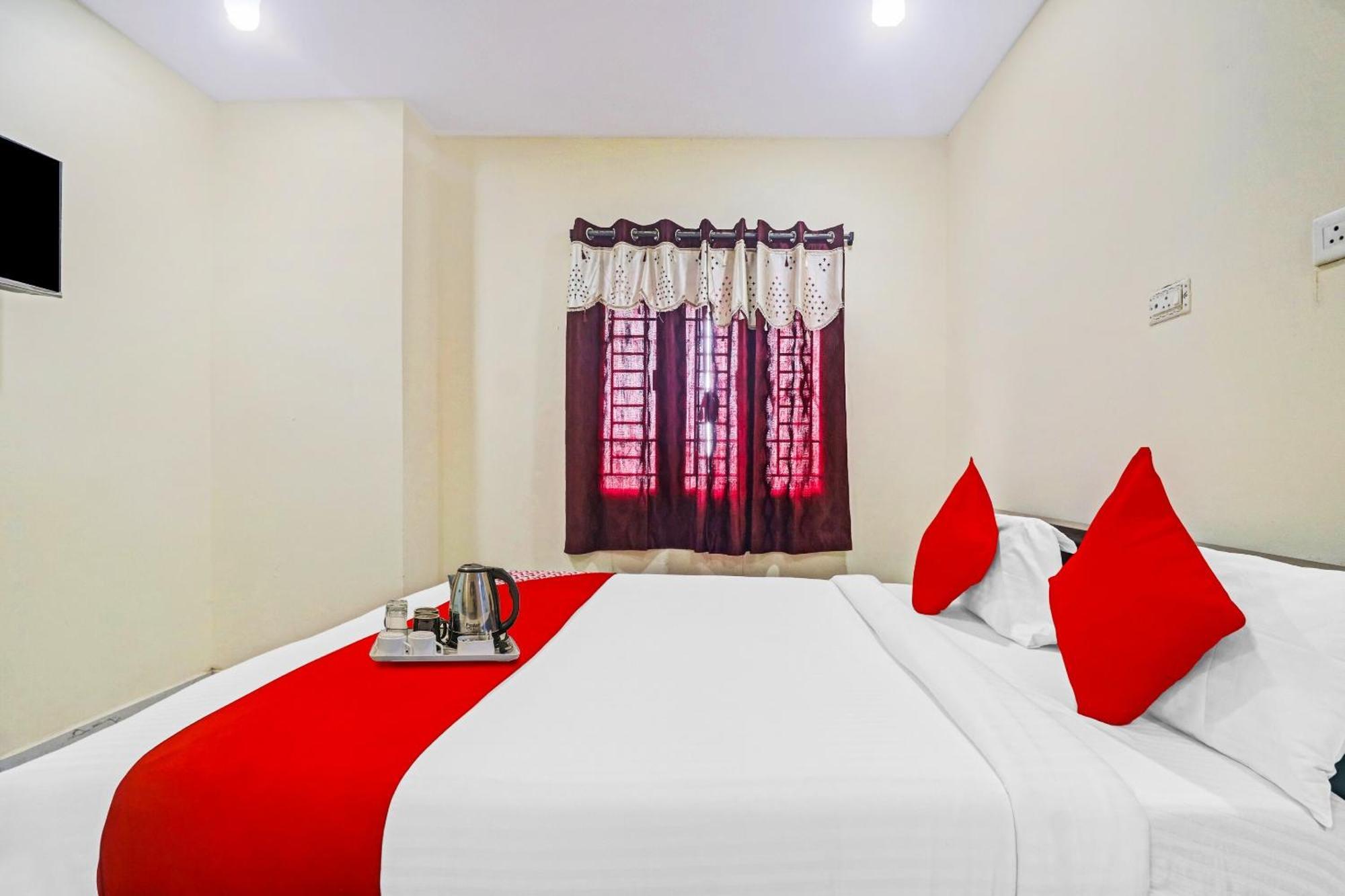 Hotel O Sri Navya Grand Near Nexus Hajdarabad Zewnętrze zdjęcie